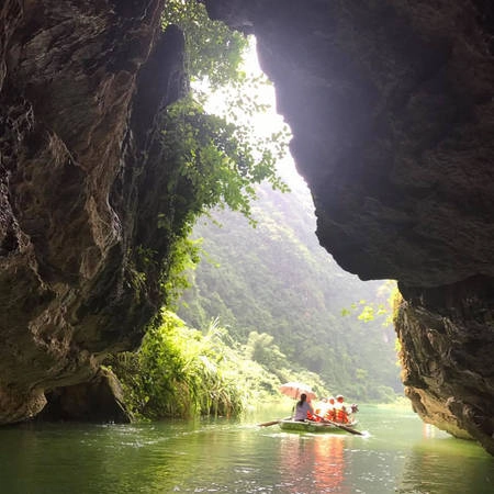 cuoi-he-den-ninh-binh-tan-huong-song-nuoc-may-troi-nhu-quang-vinh-ivivu-13
