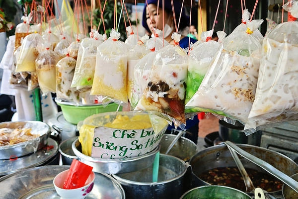 da-may-chuc-nam-tuoi-nhung-nhung-quan-an-sai-gon-nay-luc-nao-cung-dong-nghit-ivivu-16