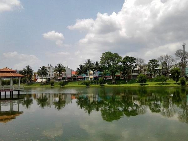 Tạm biệt Đạ Terh, Bảo Lộc, nơi chúng tôi đã có những trải nghiệm tuyệt vời, những kỷ niệm khó quên, và mang theo một chút gì đó của miền cao nguyên đầy nắng và gió về Sài gòn. Tạm biệt Đạ Terh, Bảo Lộc, nơi chúng tôi đã có những trải nghiệm tuyệt vời, những kỷ niệm khó quên, và mang theo một chút gì đó của miền cao nguyên đầy nắng và gió về Sài gòn.