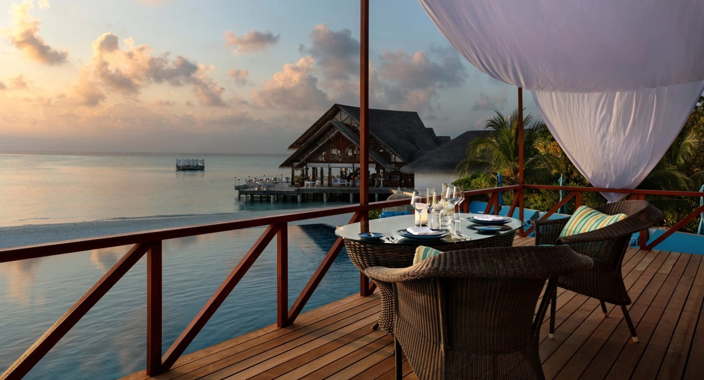 Anantara -Dhigu- Resort - Spa- Maldives-ivivu-1