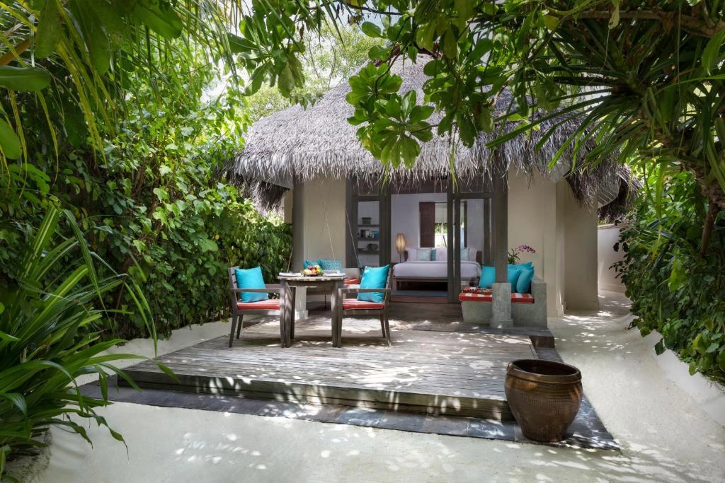 Anantara Dhigu Resort & Spa Maldives4-ivivu