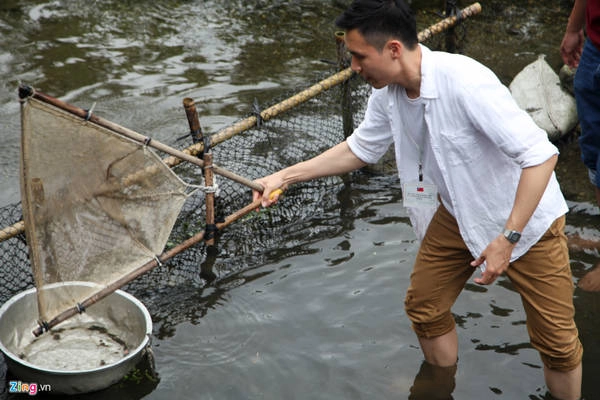 Thời điểm tốt nhất đến tham quan Công viên sinh thái đầm lầy Mataian là từ tháng 5 đến tháng 8, mùa sen nở. Hầu hết du khách đều tới đây để ngắm hoa sen.