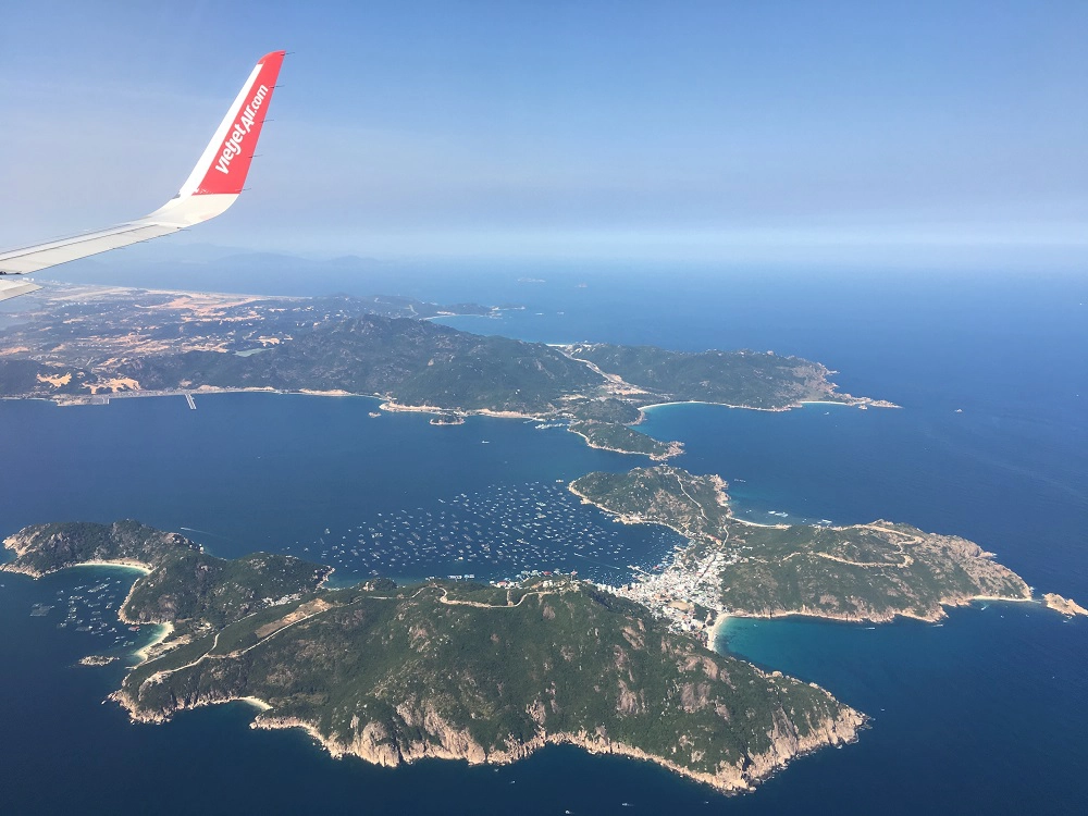 Đảo Bình Ba nhìn từ máy bay.