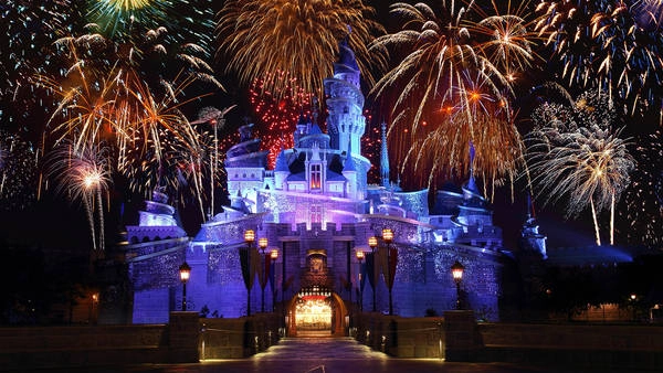 Thế giới thần tiên ở Disneyland Hong Kong. Ảnh: jØegan/flickr.com