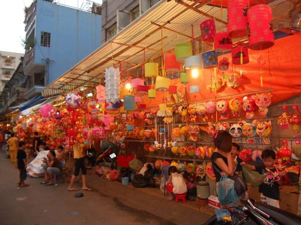Đèn lồng Phú Bình. Đèn lồng Phú Bình.