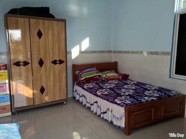 Quán Thanh Trà còn có phòng nghỉ dành cho 2 người với giá chỉ khoảng 200.000 đ/đêm. Ảnh: Tiểu Duy Quán Thanh Trà còn có phòng nghỉ dành cho 2 người với giá chỉ khoảng 200.000 đ/đêm. Ảnh: Tiểu Duy