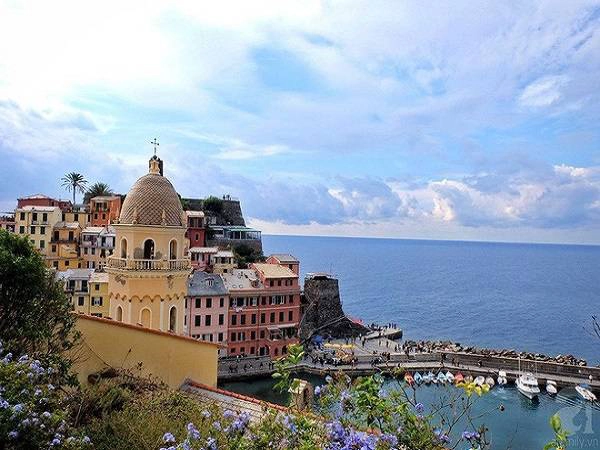 den-cinque-terre-cham-tay-vao-giac-mo-mang-mau-co-tich-cua-nuoc-y-ivivu-14