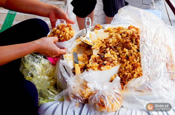 den-hai-phong-ma-khong-an-thu-banh-duc-vo-cung-dac-biet-nay-la-mot-thieu-sot-lon-ivivu-9