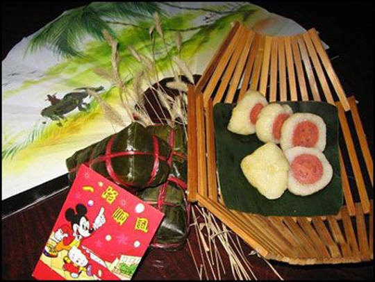 Bánh tét làng chuồn - Huế