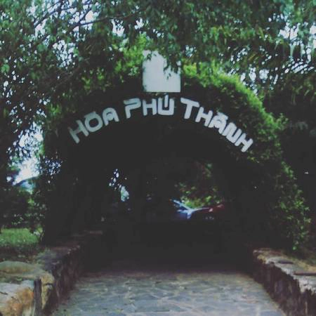 Cổng vào khu trượt thác. Ảnh: xuanhiien Cổng vào khu trượt thác. Ảnh: xuanhiien
