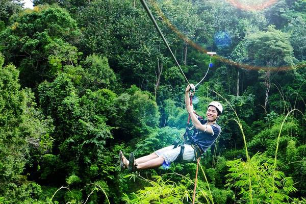 Đu Zipline Đu Zipline