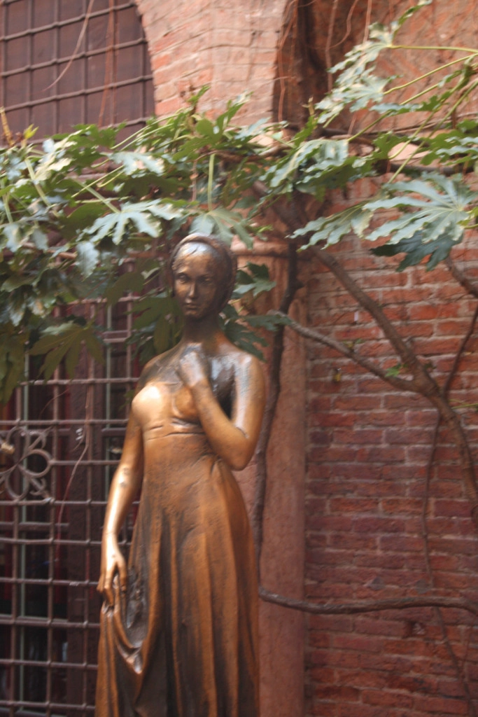 Tượng nàng Juliet Tượng nàng Juliet