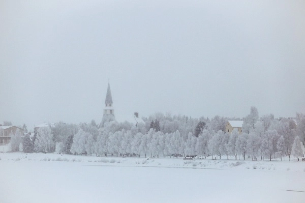 Tuyết trắng trời ở Rovaniemi Tuyết trắng trời ở Rovaniemi