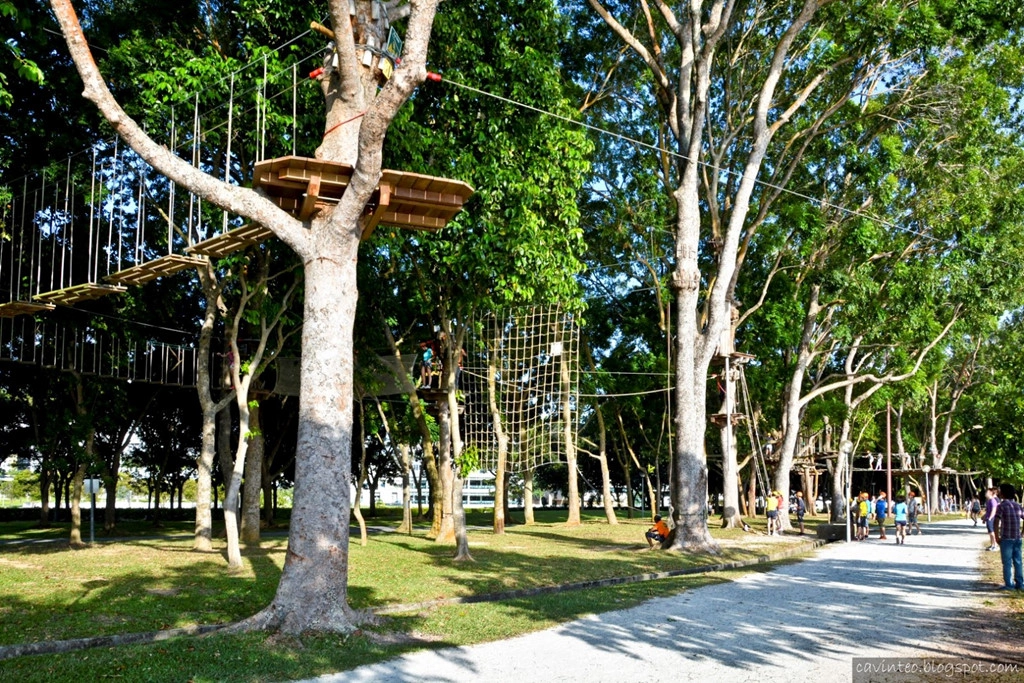Công viên Hồ điều hòa Bedok. Công viên Hồ điều hòa Bedok.