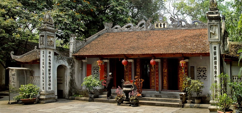 den-voi-phuc