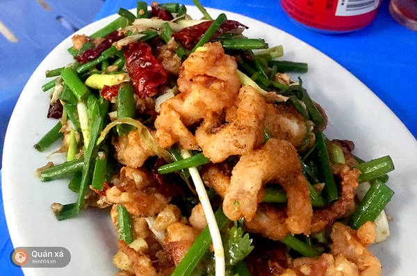 Đầu mực xào cay thơm. Đầu mực xào cay thơm.