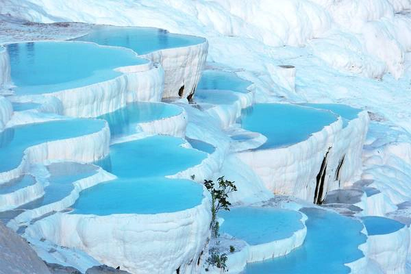 "Lâu đài bông" Pamukkale, Thổ Nhĩ Kỳ. Ảnh: Kusadasi