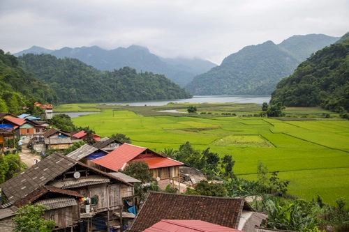 Không khí trong lành với màu xanh thiên nhiên đem lại cảm giác thư thái. Không khí trong lành với màu xanh thiên nhiên đem lại cảm giác thư thái.