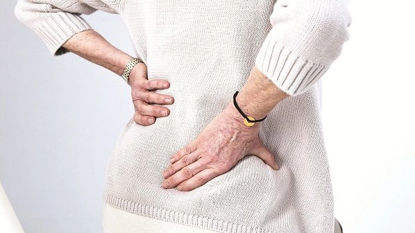 Đau lưng có phải covid là thắc mắc của nhiều người