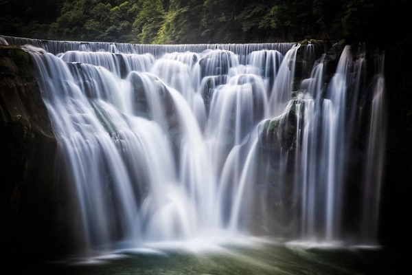 Thác Thập Phần - thác nước cao 20 mét đẹp nhất và lớn nhất Đài Loan - Ảnh: Josh Ellis Photography Thác Thập Phần - thác nước cao 20 mét đẹp nhất và lớn nhất Đài Loan - Ảnh: Josh Ellis Photography
