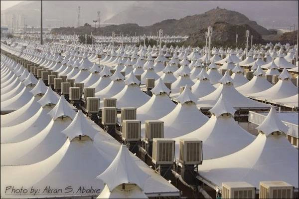 Đến đây vào dịp lễ hội Hajj, bạn sẽ có cơ hội hòa mình vào sự nhộn nhịp của thành phố - Ảnh: Amusing Đến đây vào dịp lễ hội Hajj, bạn sẽ có cơ hội hòa mình vào sự nhộn nhịp của thành phố - Ảnh: Amusing