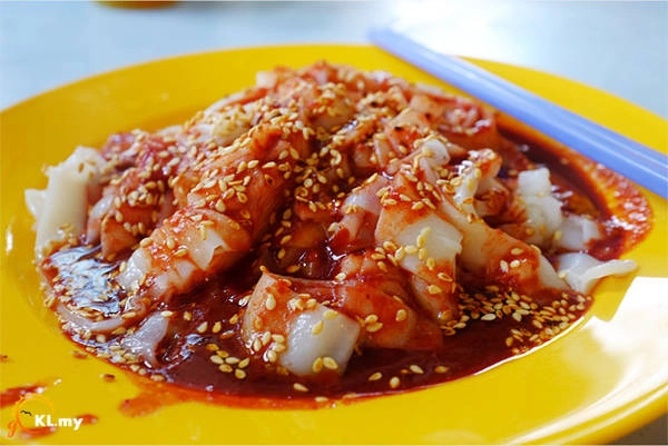 Với cả vẻ ngoài lẫn hương vị hấp dẫn, món Chee Cheong Fun nhất định sẽ khiến nhiều du khách mê mệt. Ảnh: Gokl.my Với cả vẻ ngoài lẫn hương vị hấp dẫn, món Chee Cheong Fun nhất định sẽ khiến nhiều du khách mê mệt. Ảnh: Gokl.my