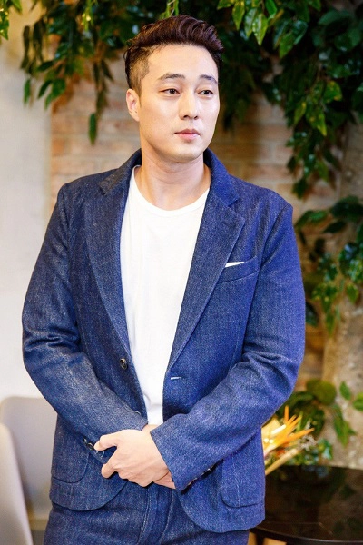 So Ji Sub vừa đến Việt Nam vào ngày 21/11 vừa qua. So Ji Sub vừa đến Việt Nam vào ngày 21/11 vừa qua.