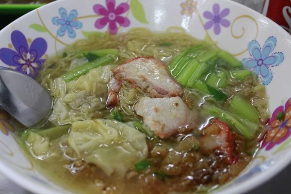 dia-chi-cuoi-tuan-quan-an-o-bangkok-me-hoac-khach-viet-ivivu-6