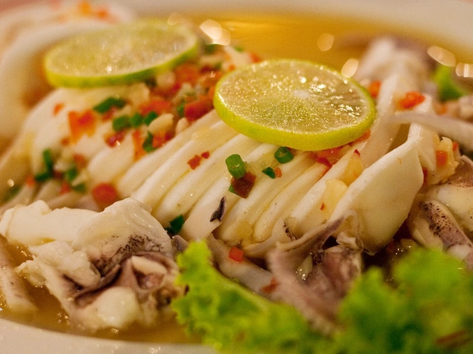 dia-chi-nem-thu-10-mon-dac-san-ngon-me-ly-o-phuket-ivivu-2