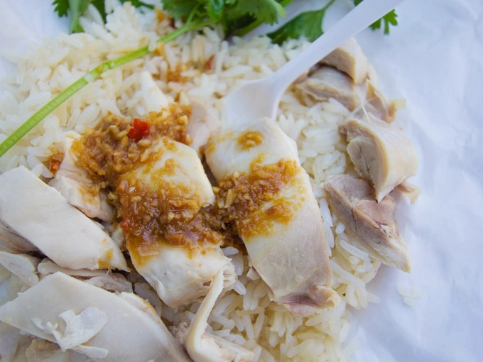 dia-chi-nem-thu-10-mon-dac-san-ngon-me-ly-o-phuket-ivivu-7