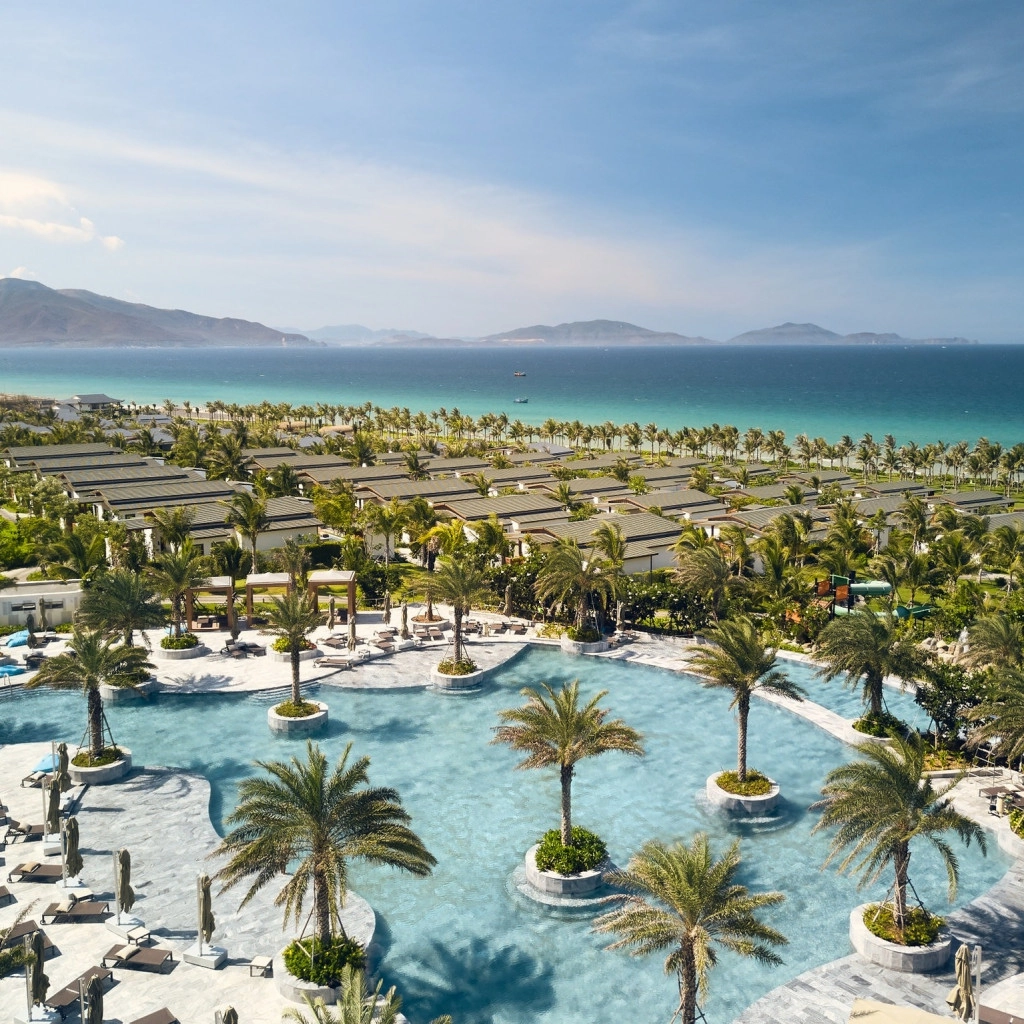 Ảnh: Mövenpick Resort Cam Ranh