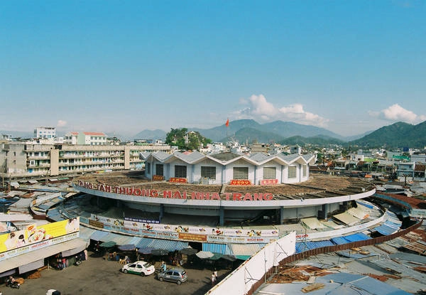 Chợ Đầm hay còn gọi là Trung tâm thương mại Nha Trang. Ảnh: ST