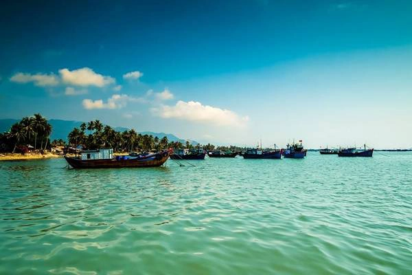 Điệp Sơn là một hòn đảo đẹp, hoang sơ, là món quà tuyệt vời mà mẹ thiên nhiên ban tặng. Đến với Điệp Sơn để cảm nhận sự kỳ diệu và nhớ rằng "không để lại gì ngoài những dấu chân".