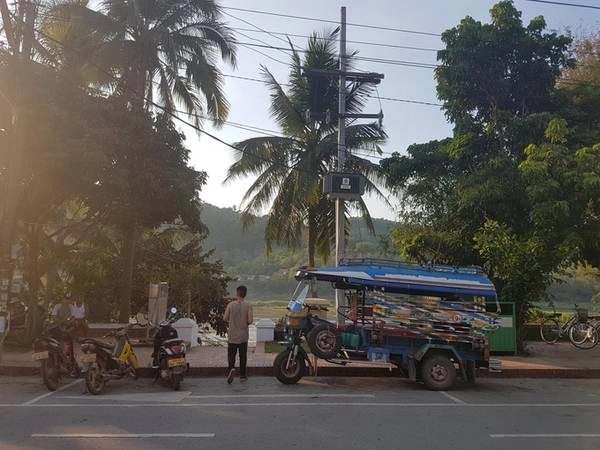 dieu-can-biet-khi-den-thanh-pho-di-san-luang-prabang-ivivu-1