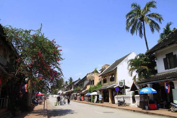 dieu-can-biet-khi-den-thanh-pho-di-san-luang-prabang-ivivu-2