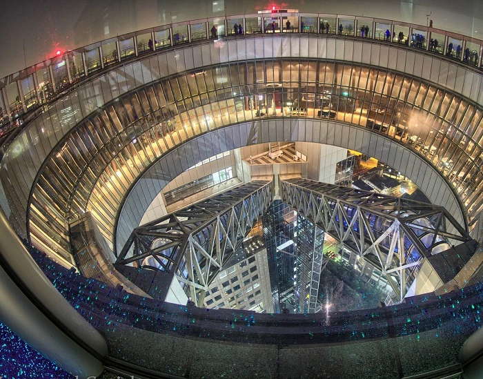 Umeda-Sky-Building-nhat-ban-ivivu-1