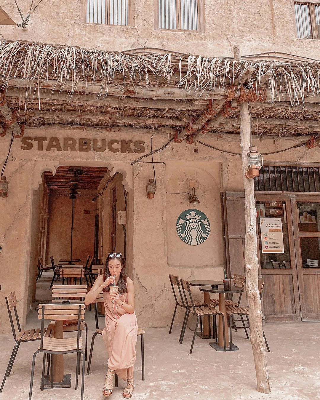 Starbucks-dubai-ivivu-6