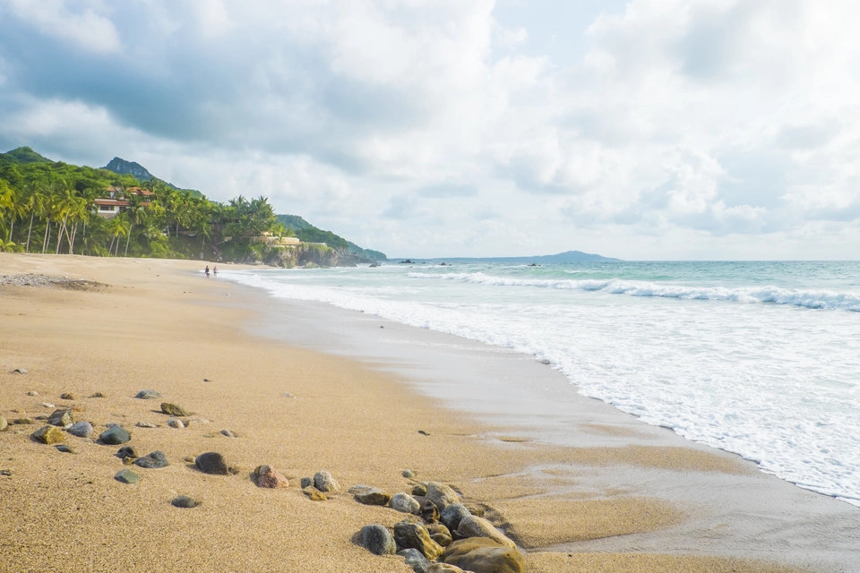 5. Sayulita (Mexico): Ở Mexico có rất nhiều những lựa chọn để nghỉ ngơi, tuy nhiên nếu bạn muốn tìm đến một nơi không ai có thể “làm phiền” thì không đâu lý tưởng bằng Sayulita. 5. Sayulita (Mexico): Ở Mexico có rất nhiều những lựa chọn để nghỉ ngơi, tuy nhiên nếu bạn muốn tìm đến một nơi không ai có thể “làm phiền” thì không đâu lý tưởng bằng Sayulita.