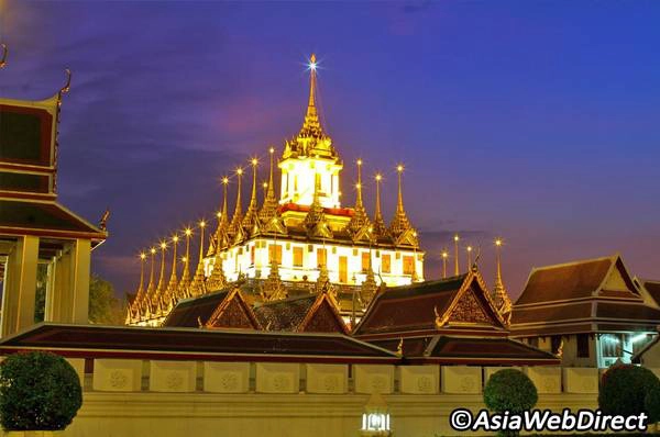 Kiến trúc độc đáo của chùa Loha Prasat. Ảnh: Bangkok.com