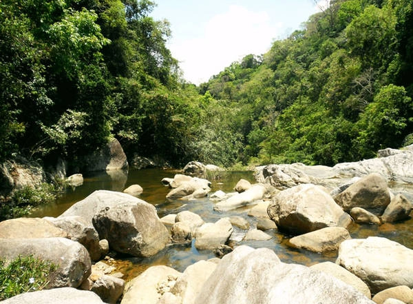 den-thac-do-tranh-nang-mua-he-ivivu-10