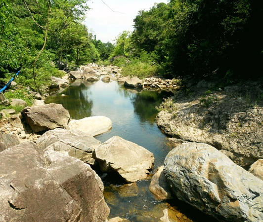 den-thac-do-tranh-nang-mua-he-ivivu-7