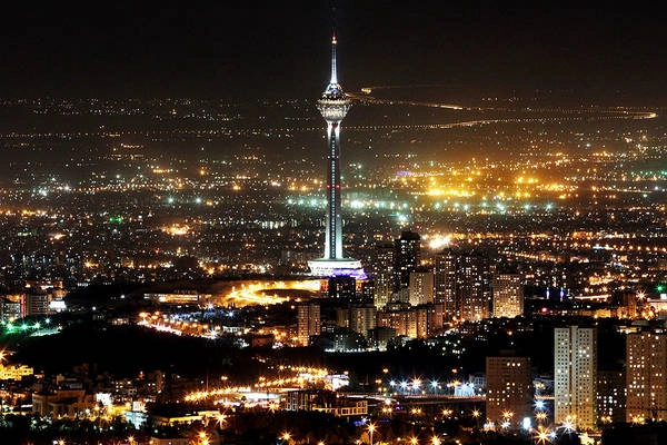 Du lich Trung Dong - Tehran rực rỡ vào ban đêm