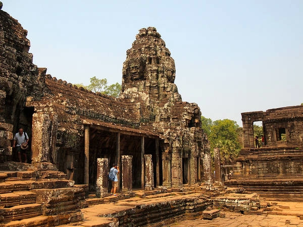 Du lich Campuchia kham pha nhung ngoi den Angkor doc dao nhat ivivu 8