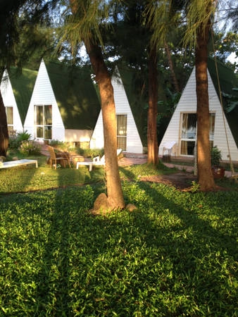 Chúng tôi đã quyết định nghỉ tại Côn Đảo Camping Resort.