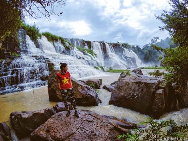 Cảm nhận sự hùng vĩ và hoang dại của núi rừng Tây Nguyên.