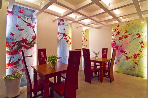 Khu vực ăn uống của khách sạn được trang trí rất dễ thương. Khu vực ăn uống của khách sạn được trang trí rất dễ thương.