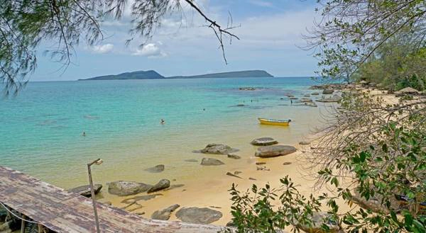 Khung cảnh biển hoang sơ phía trước Tree House Bungalow Khung cảnh biển hoang sơ phía trước