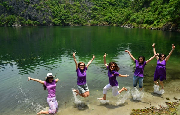 du-lich-dao-mat-rong-ngoc-vung-cung-nhom-ban-ivivu-11