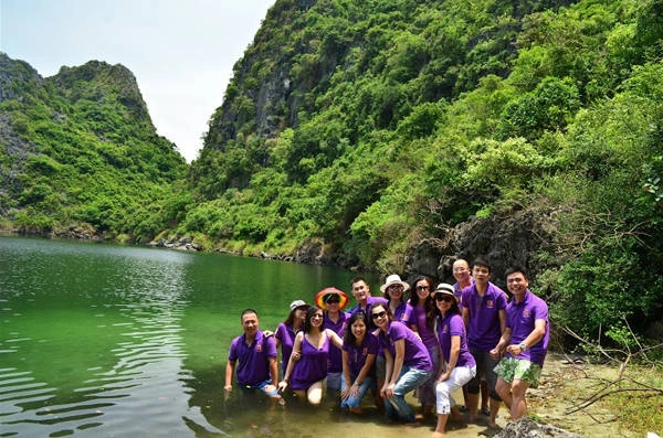 du-lich-dao-mat-rong-ngoc-vung-cung-nhom-ban-ivivu-12