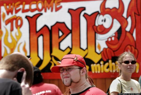 “Hell” (Địa ngục) chỉ là một thị trấn nhỏ thú vị ở thành phố Michigan, Mỹ